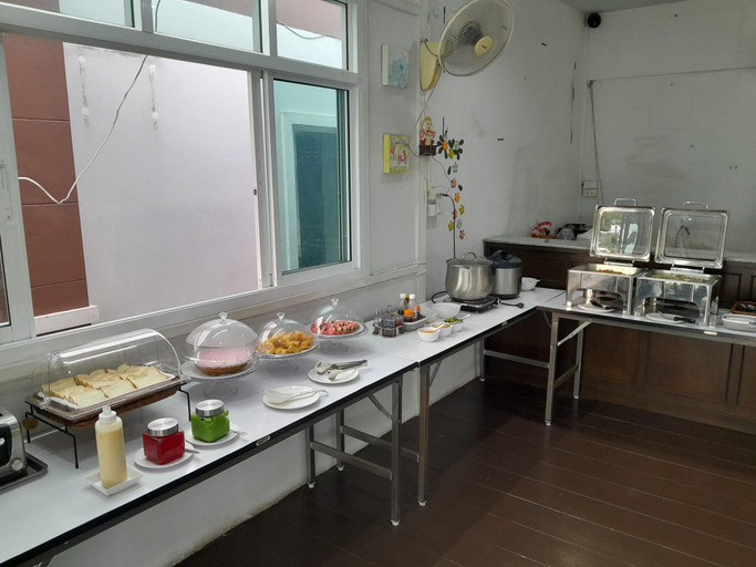 Food & Drinks 4, Happyroom Airport Chiangrai, Muang Chiang Rai