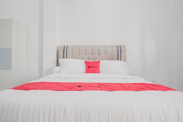 Bedroom 12