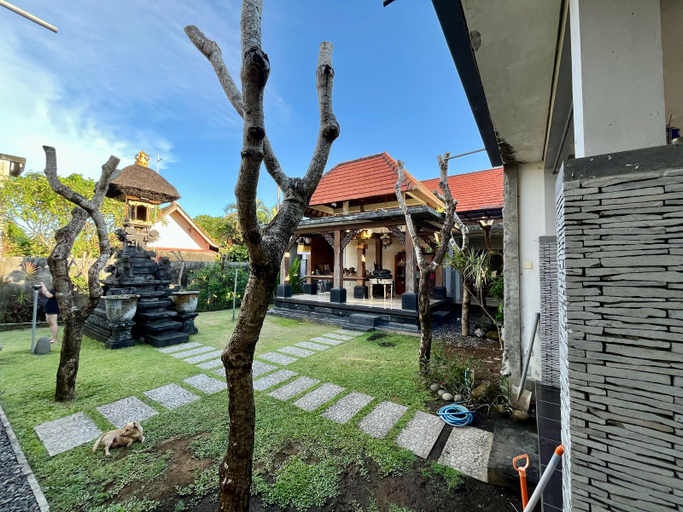 Exterior & Views 2, AKUSARA Homestay, Denpasar