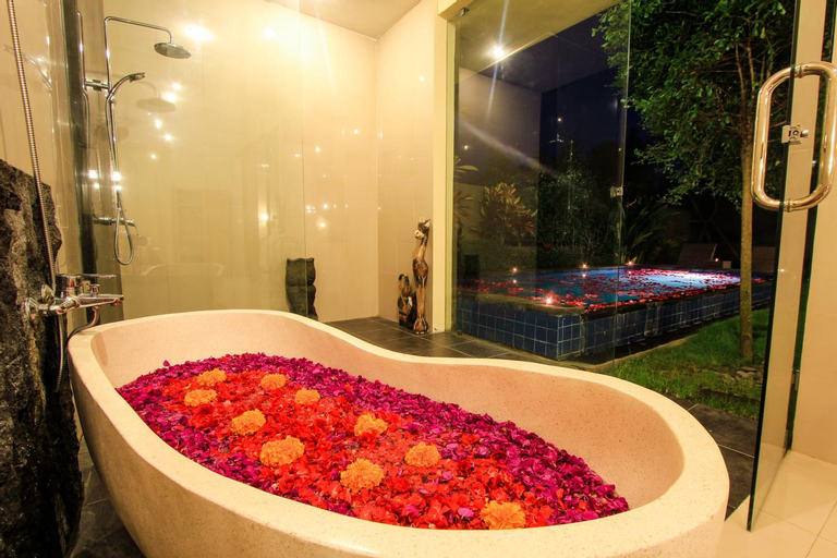 Bathroom 6