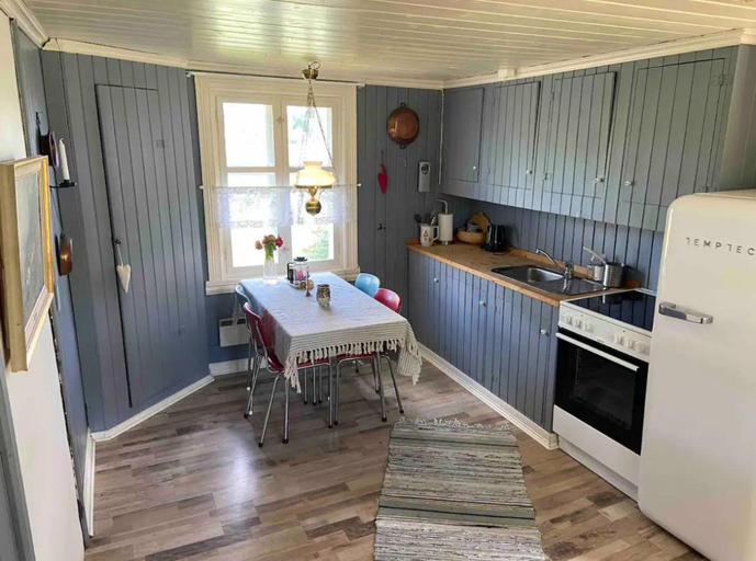Others 2, Farm stay in cozy cabin at Vestre Kinn, Marker