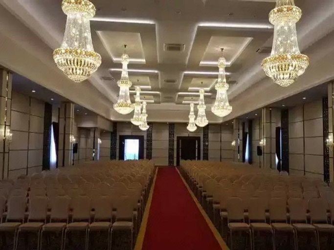 Business Facilities 23