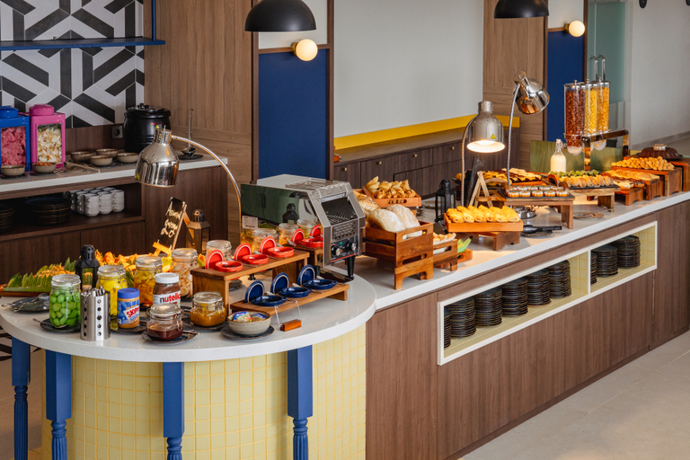 Food & Drinks 5, ARTOTEL Hub Simpang Temu, Central Jakarta