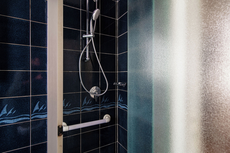 Bathroom 2, Suite Duomo View 47, Como