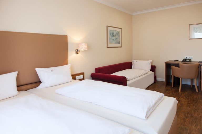 Bedroom 3, Hotel Engelbert, Märkischer Kreis