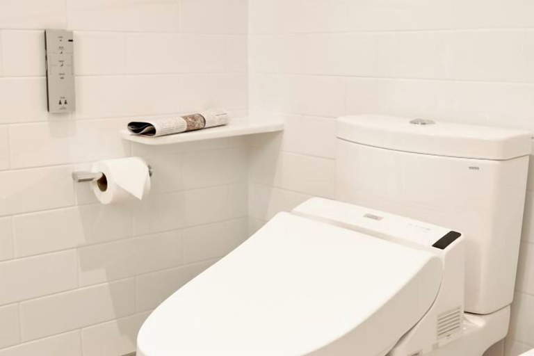 Bathroom 12