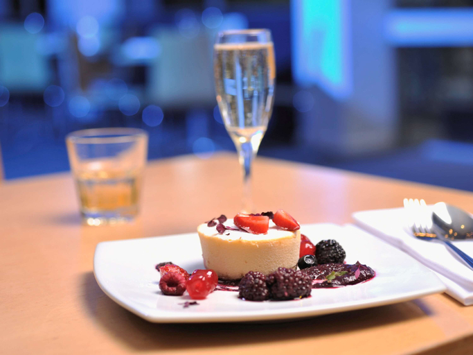 Food & Drinks 4, Mercure North Melbourne, Melbourne