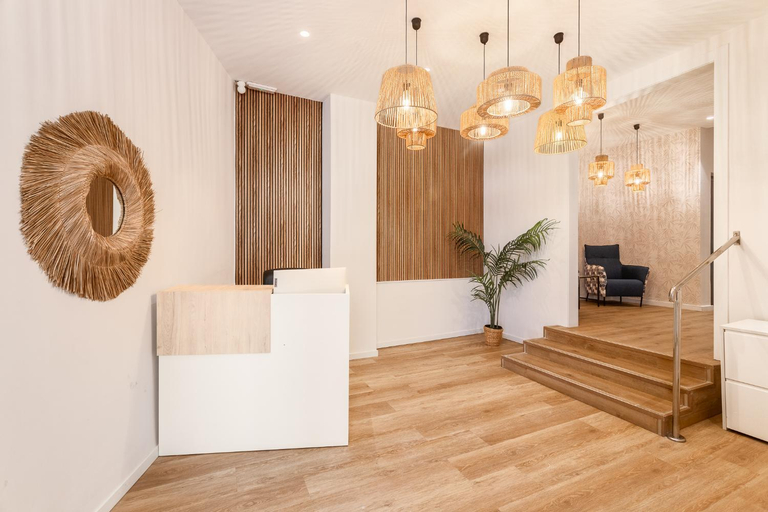 Public Area, Arenal Suites Benidorm, Alicante
