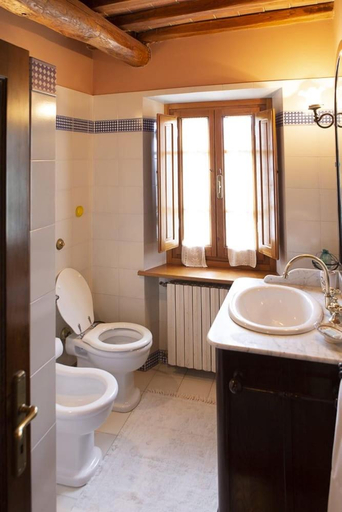 Others 5, Villa Rachele, Pistoia