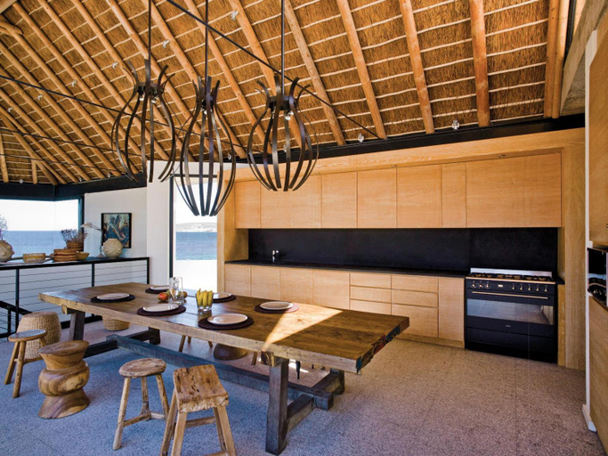 Others 5, Silver Bay Villa, West Coast