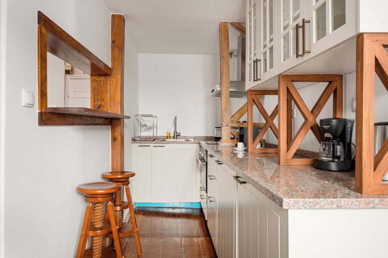 Others 5, Lisbon Cozy Nest in Santa Catarina, Lisbon