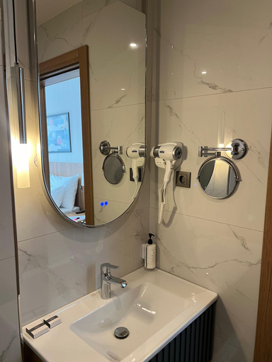 Bathroom 3