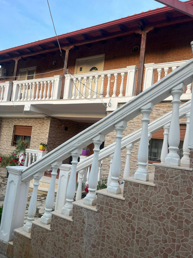 Others 3, Nori House, Vlorës