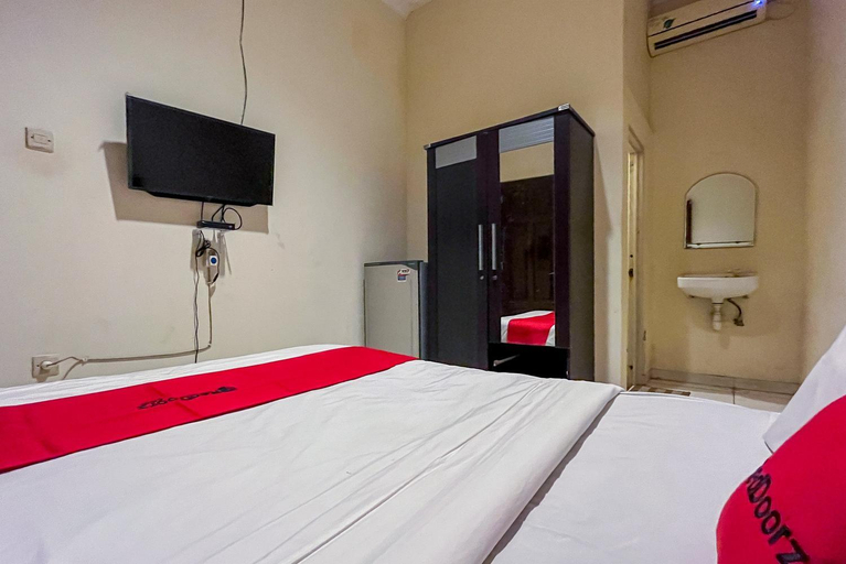 Bedroom 13