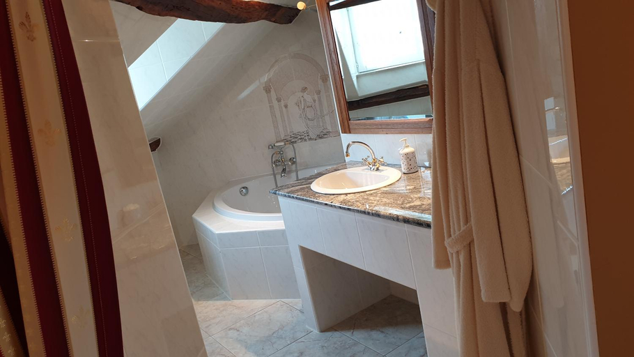 Bedroom 2, Le Prangeleux, Luxembourg