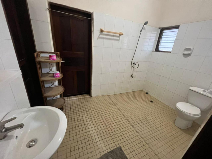 Others 3, Le Colibri Guesthouse, Cotonou