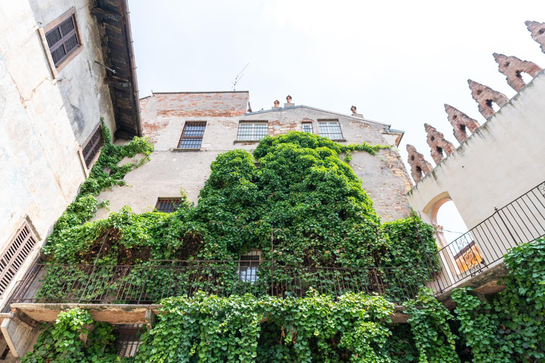 Exterior & Views 1, Palazzo delle Guglie by Postcardsfrom, Verona