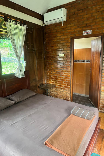 Bedroom 4, Karlie Inn, Gunung Kidul