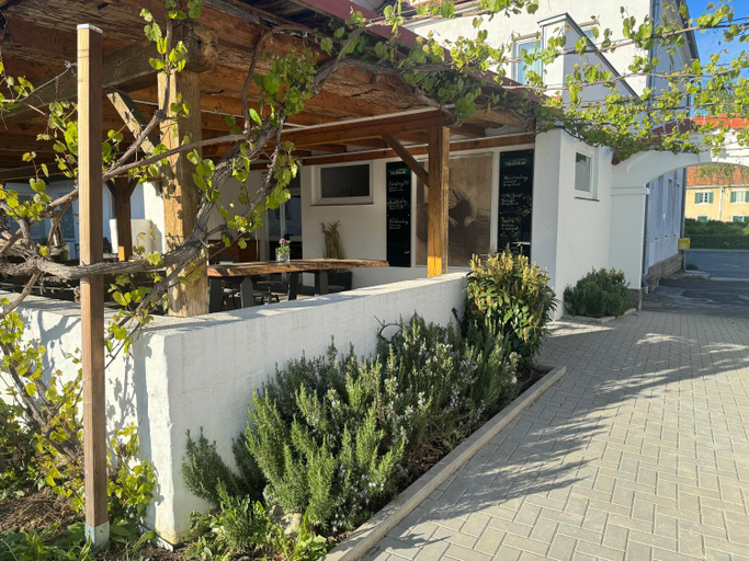 Others 4, Gasthof zum Neubauer, Oberwart