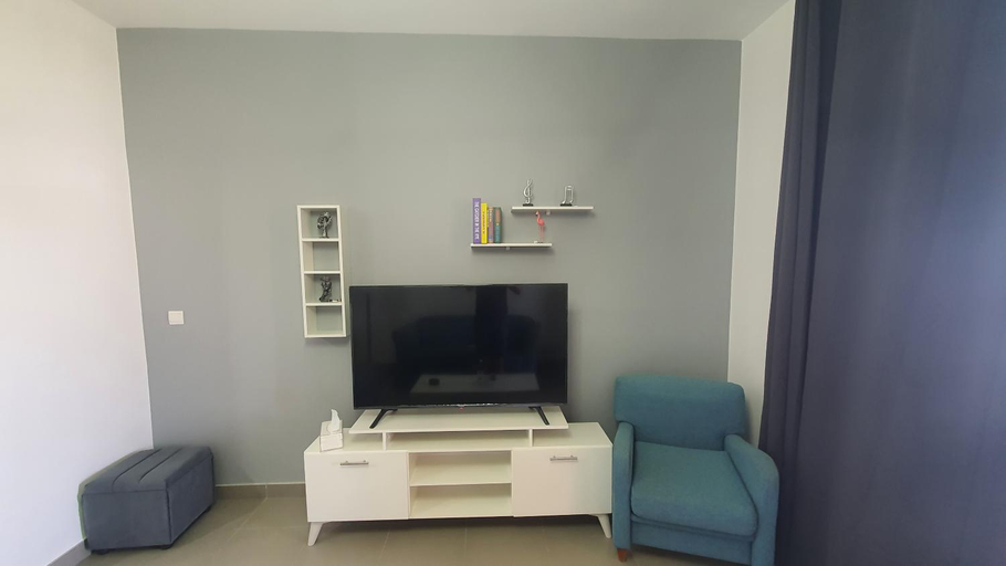 Facilities 5, Comfy Stays Sea View Apartments at DeadSea Samarah Resort, Shooneh Janoobiyyeh