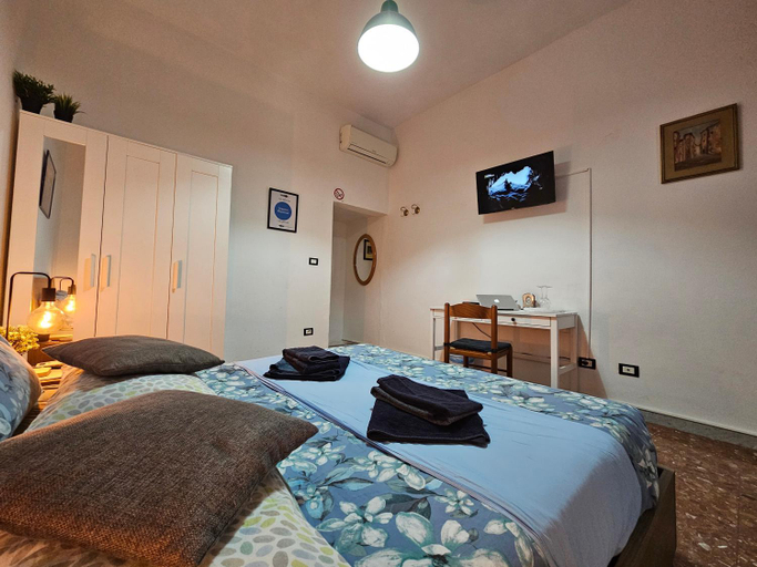 Others 5, Eva Capital Guest House, Roma