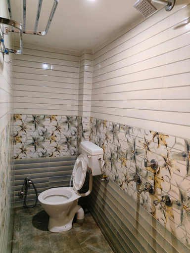 Bathroom 3, Kunal Guest House , Varanasi
