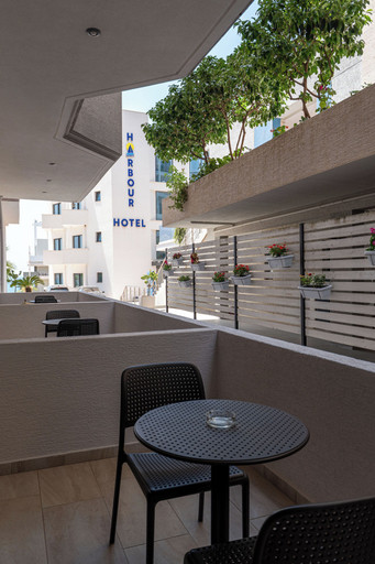 Food & Drinks, Franklin Rooms, Sarandës