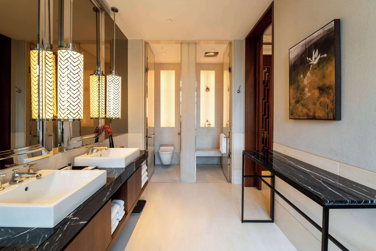 Bathroom 7