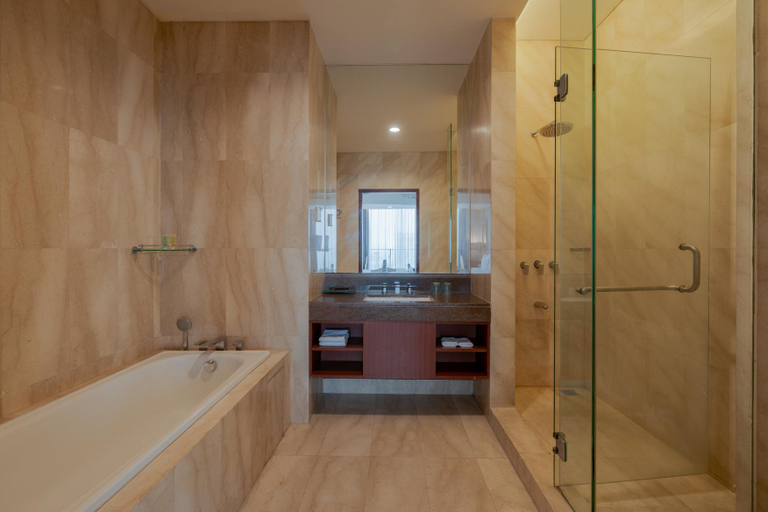 Bathroom 27
