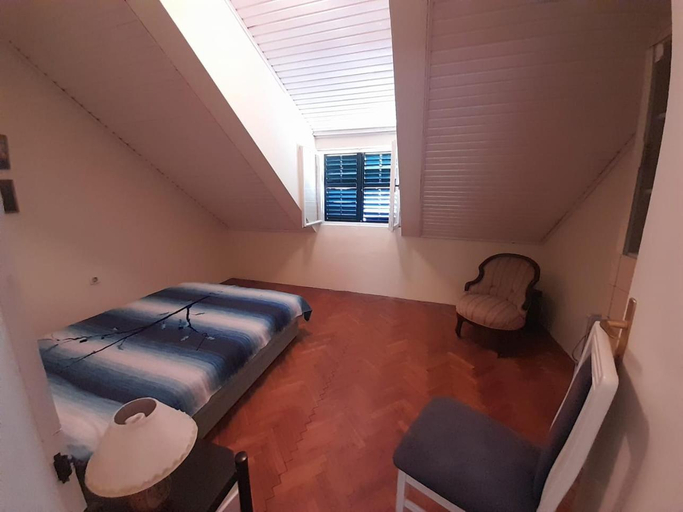 Bedroom 2, Beach edge 4-Bed House in Muo Kotor
