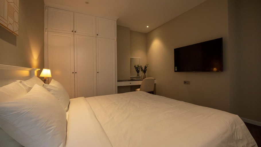 Bedroom 8