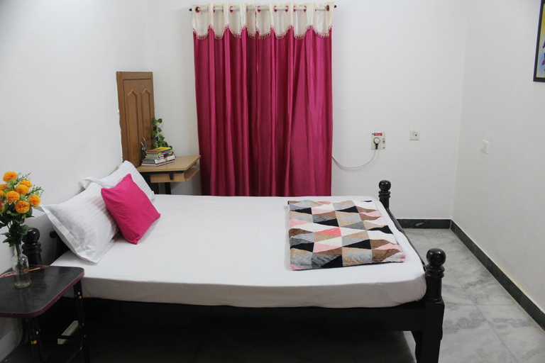 Bedroom 24