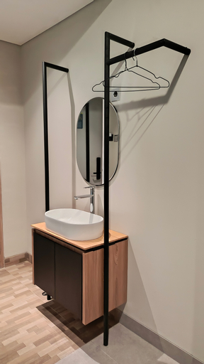 Bathroom 7