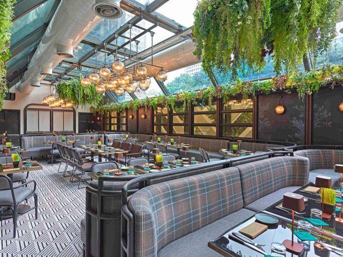Food & Drinks 5, Pullman Singapore Orchard, Singapore