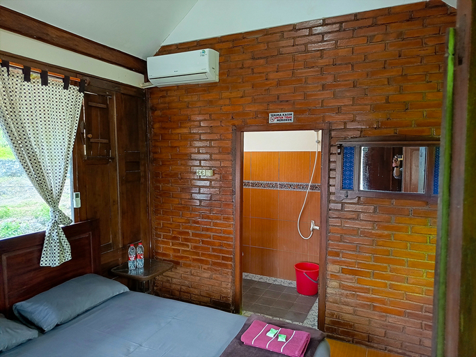 Bedroom 2, Karlie Inn, Gunung Kidul