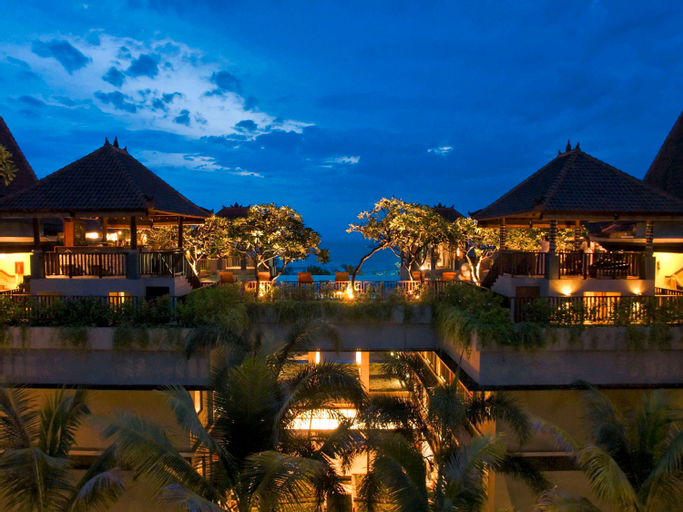 Exterior & Views 18