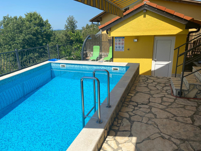 Others 5, Villa Malnar, Krk