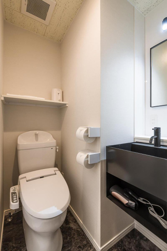 Bathroom 7