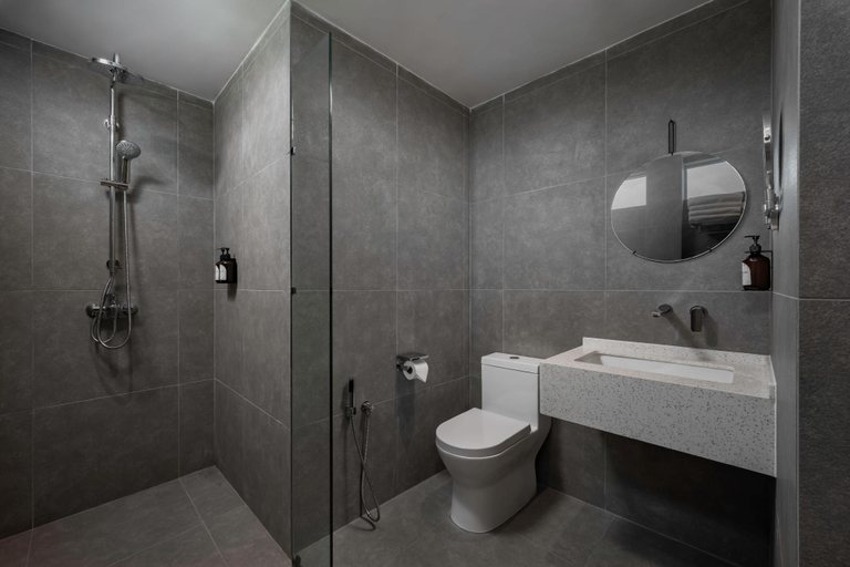 Bathroom 29