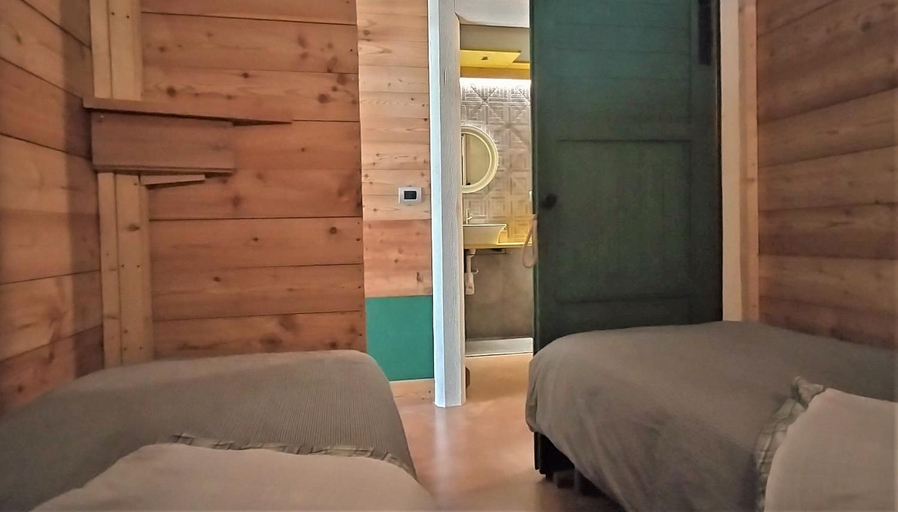 Bedroom 10