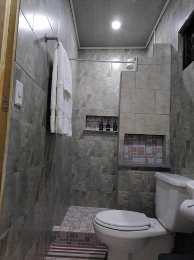 Bathroom 3, Casa Veranera, Aguirre