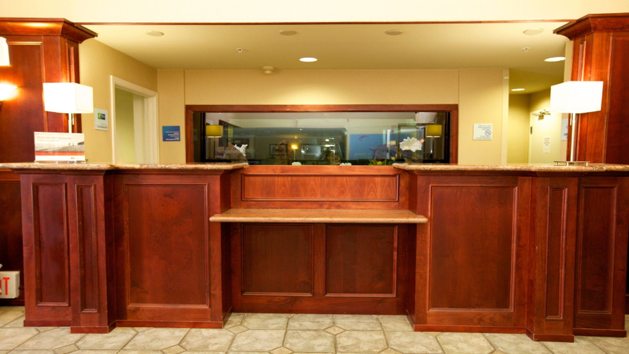 Public Area 5, Holiday Inn Express & Suites WATSONVILLE by IHG, Santa Cruz