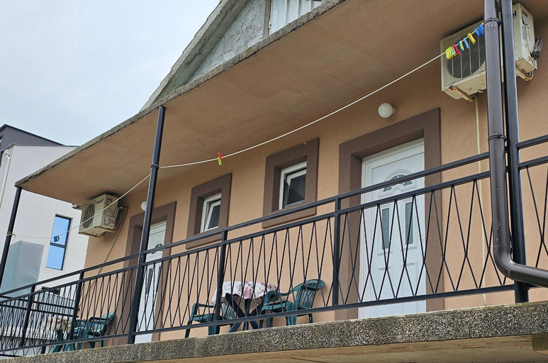 Others 3, Apartments Simonovic