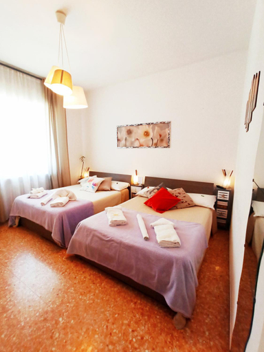 Bedroom 12