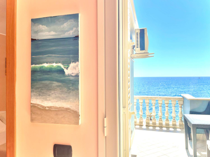 Others 3, Maremare Apartments, Messina