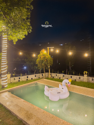 Alderwood by Nginapsini, Bogor