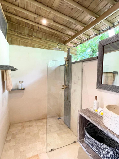 Bathroom 3, Nusava Boutique Hotel, Klungkung