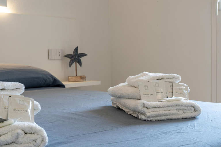 Bedroom, Su Mari Rooms, Cagliari