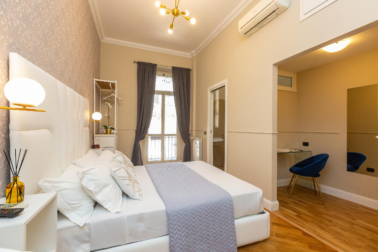 Bedroom 4, 52 Vespasiano Vatican Suites, Rome