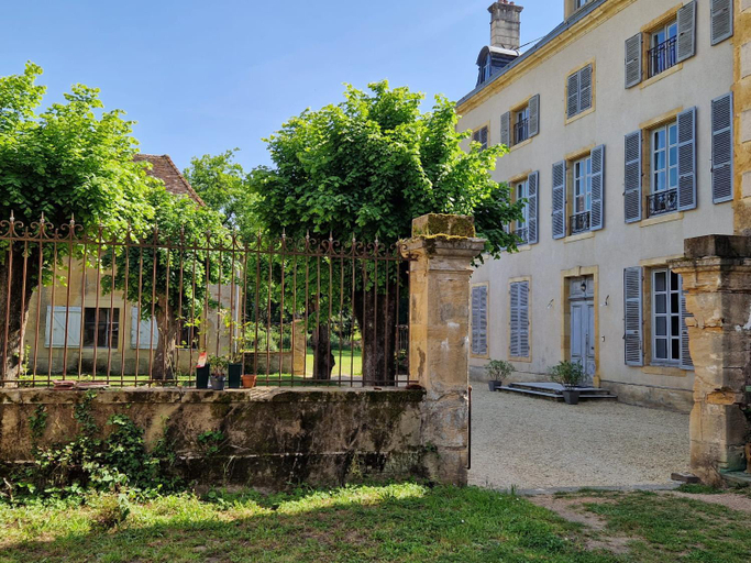 Others 3, Marraycourt, Chateau-Chambre d'Hotes, Saône-et-Loire